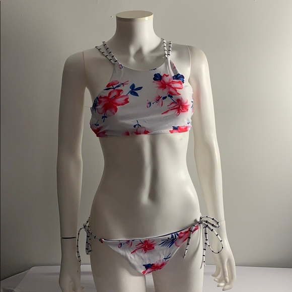 Other - Floral Bikini M